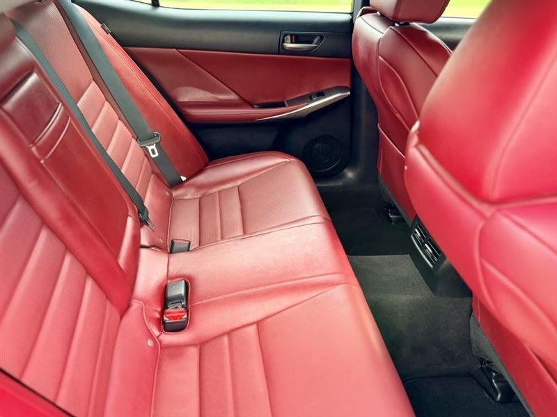 Lexus IS 300 AWD 2018