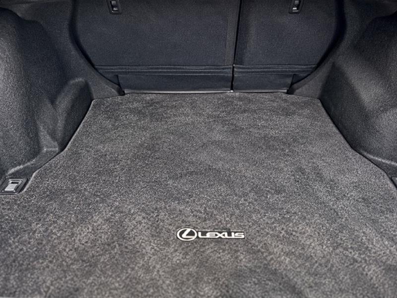 2018 Lexus IS 300 - Photo 14