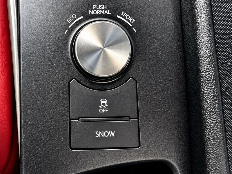 2018 Lexus IS 300 - Photo 21