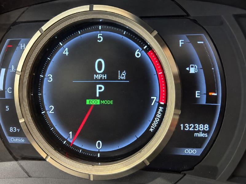 2018 Lexus IS 300 - Photo 22