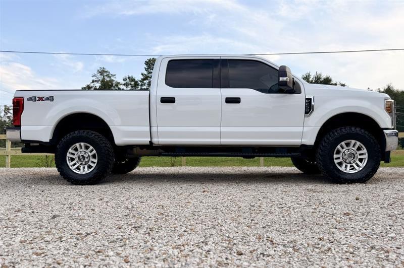 Ford F-250 SD XLT Crew Cab 4WD 2019