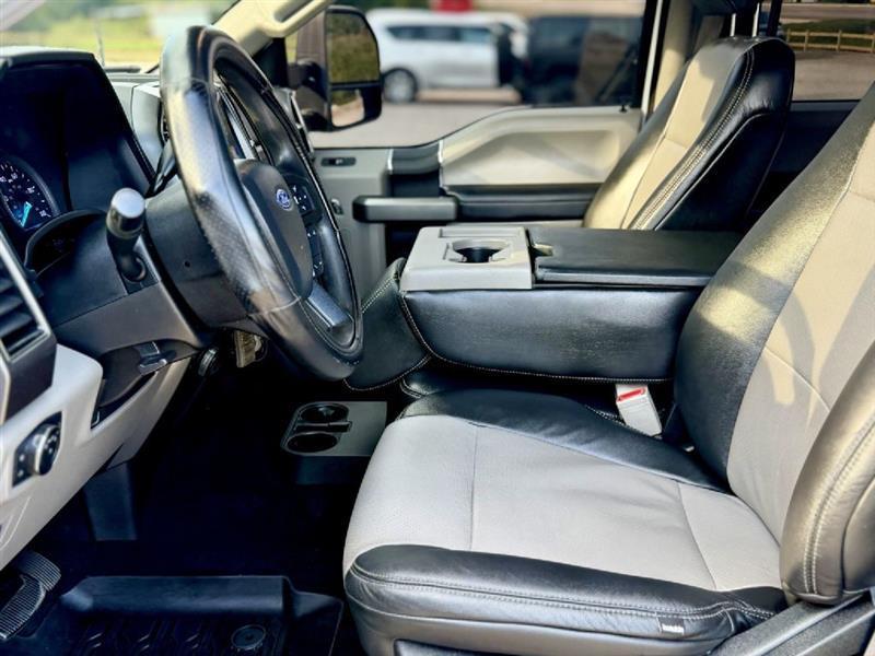 Ford F-250 SD XLT Crew Cab 4WD 2019