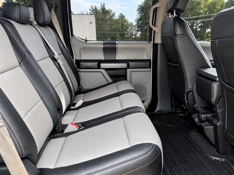 Ford F-250 SD XLT Crew Cab 4WD 2019