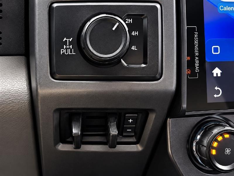 Ford F-250 SD XLT Crew Cab 4WD 2019