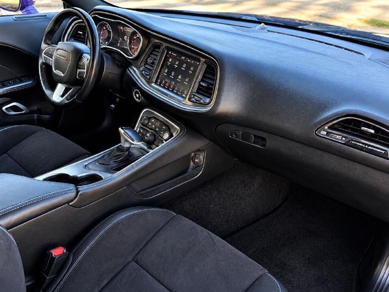 Dodge Challenger SXT 2018