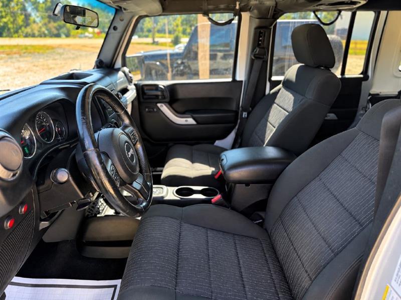 Jeep Wrangler Unlimited Sport 4WD 2012