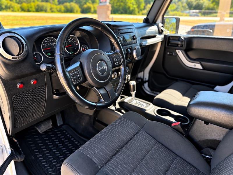 Jeep Wrangler Unlimited Sport 4WD 2012