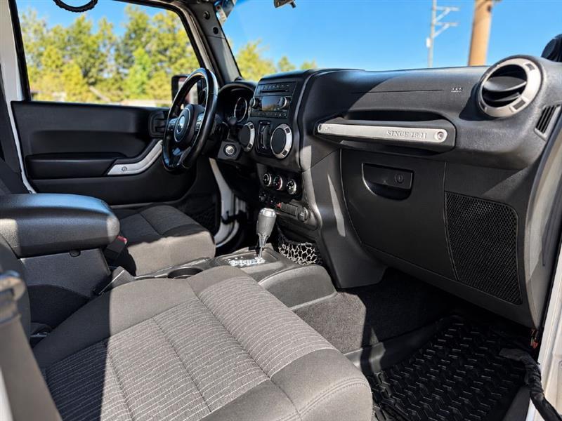 Jeep Wrangler Unlimited Sport 4WD 2012