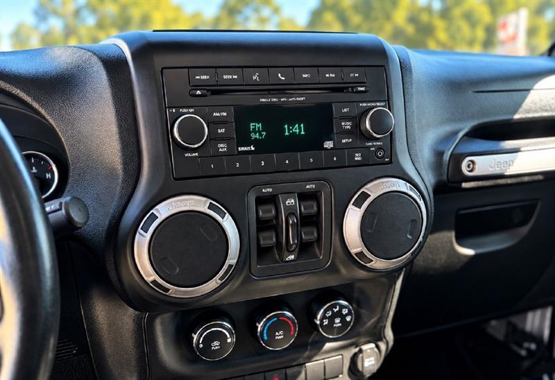 Jeep Wrangler Unlimited Sport 4WD 2012