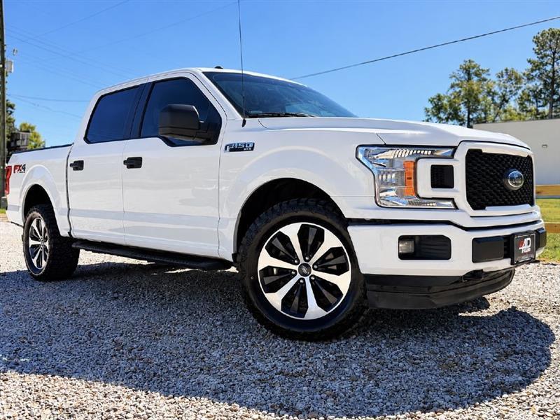 Ford F-150 XL SuperCrew 5.5-ft. Bed 4WD 2019