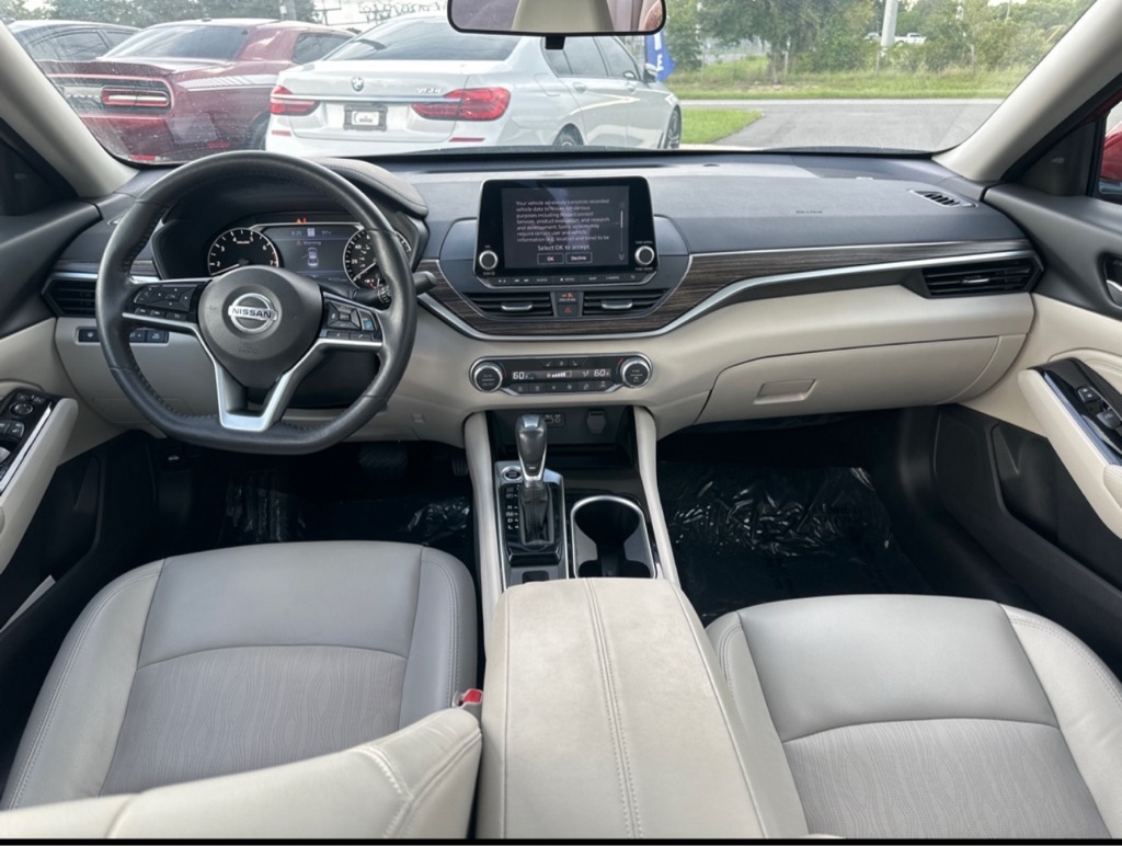 Nissan Altima 2.5 SL 2022