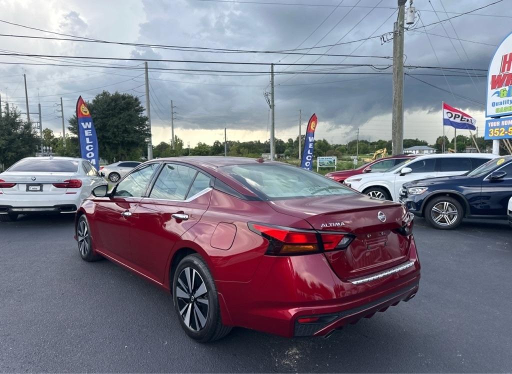 Nissan Altima 2.5 SL 2022