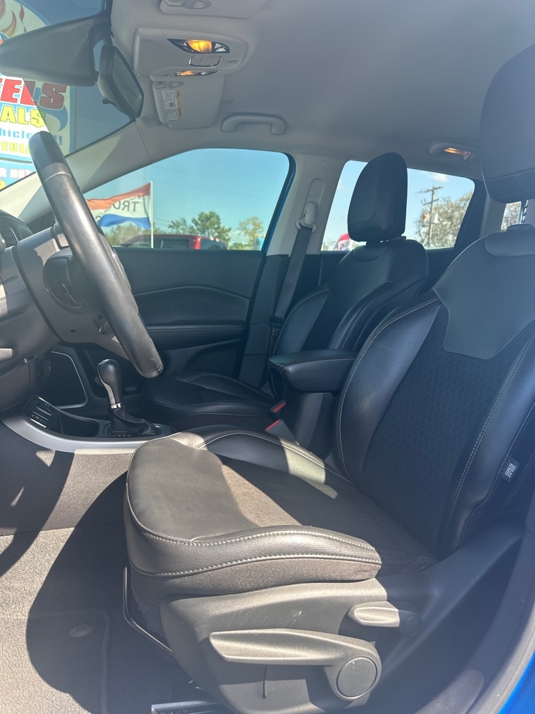 Jeep Compass Latitude FWD 2020