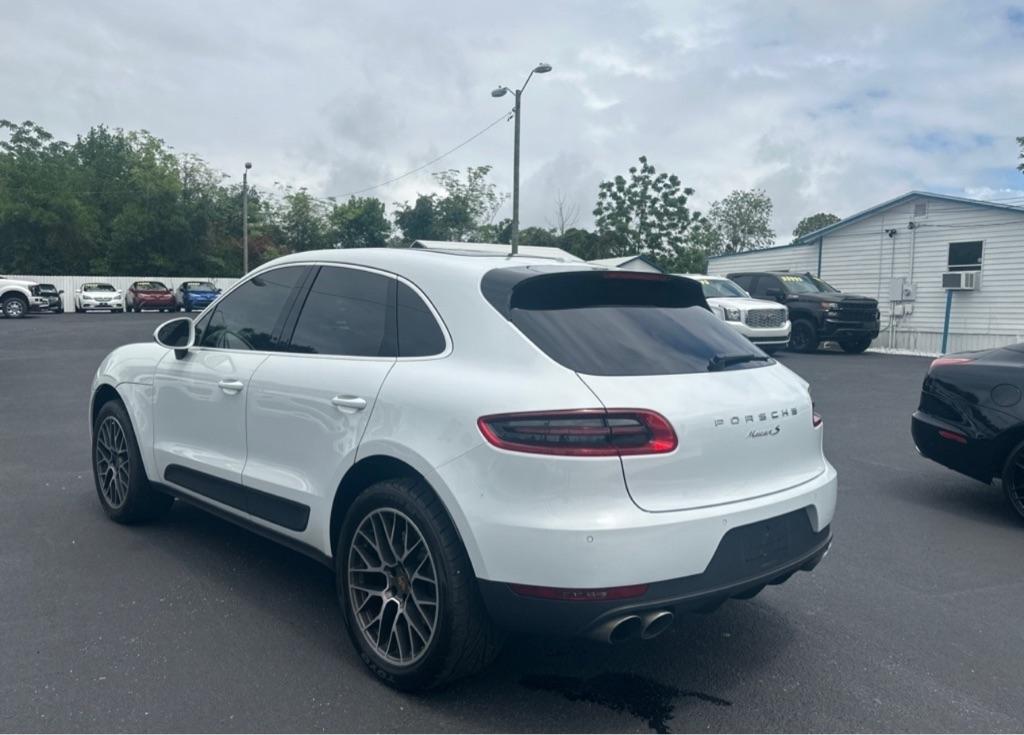 Porsche Macan  2018