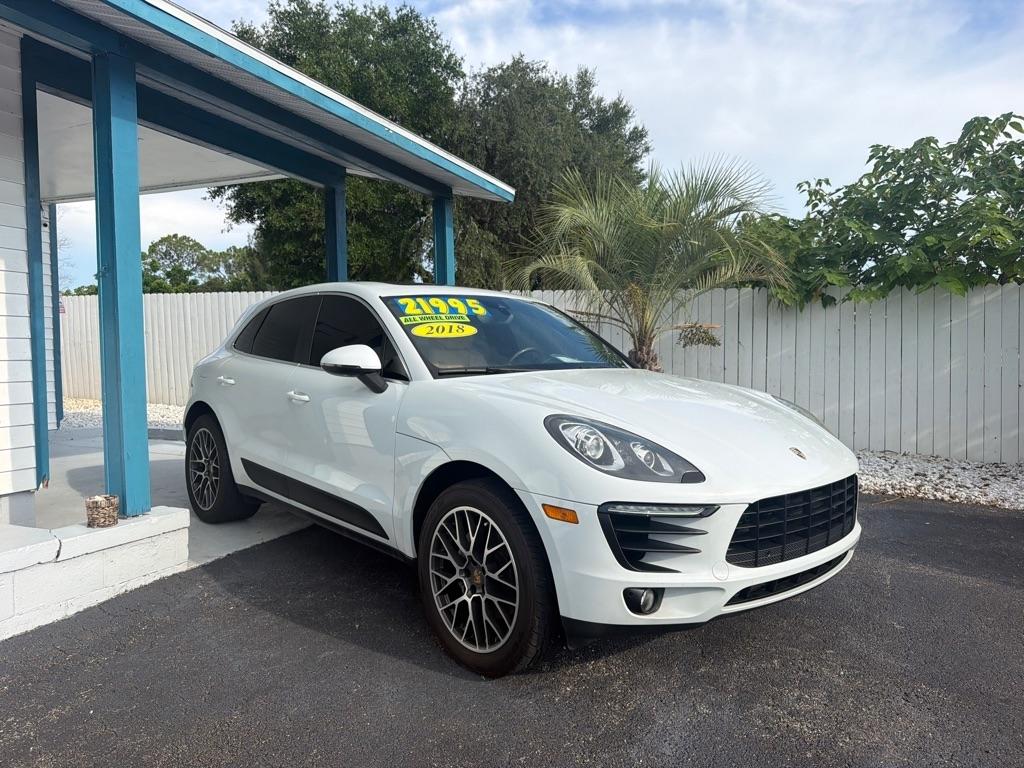 Porsche Macan  2018