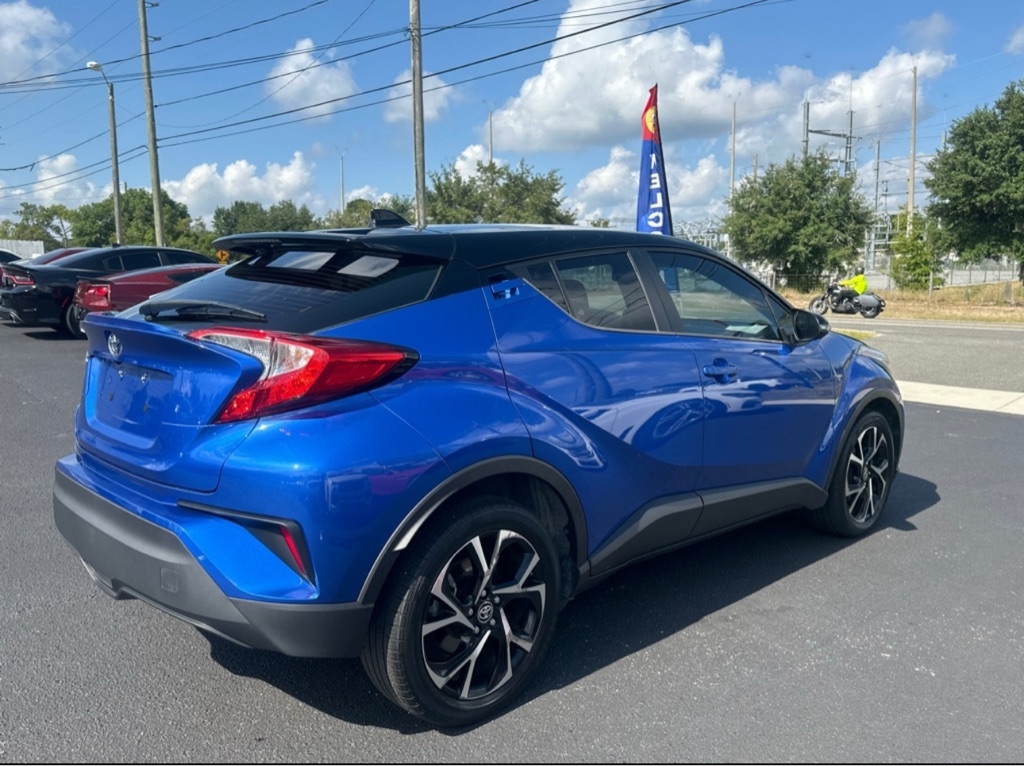 Toyota C-HR XLE 2020