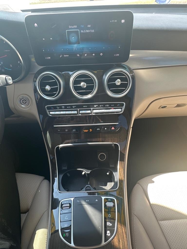 Mercedes-Benz GLC-Class  2021