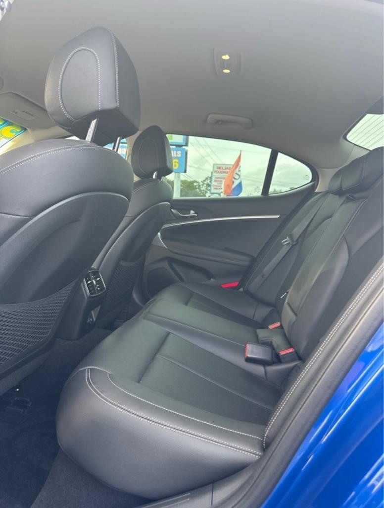 Genesis G70 2.0T RWD 2023