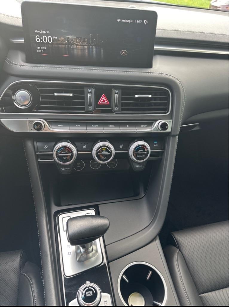 Genesis G70 2.0T RWD 2023