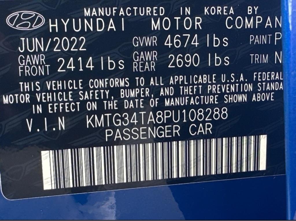 Genesis G70 2.0T RWD 2023