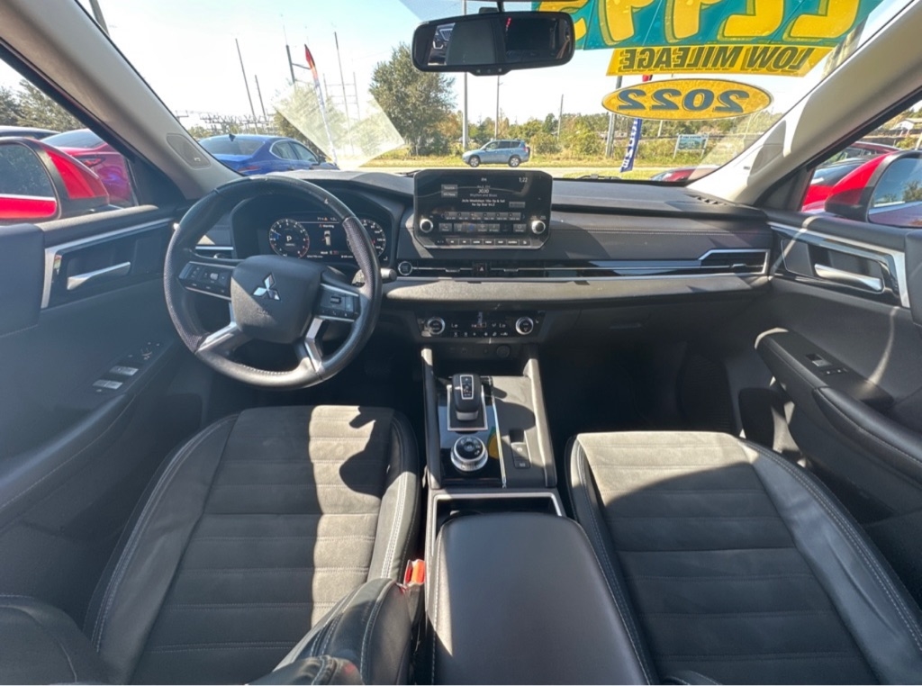 Mitsubishi Outlander SE 2WD 2022