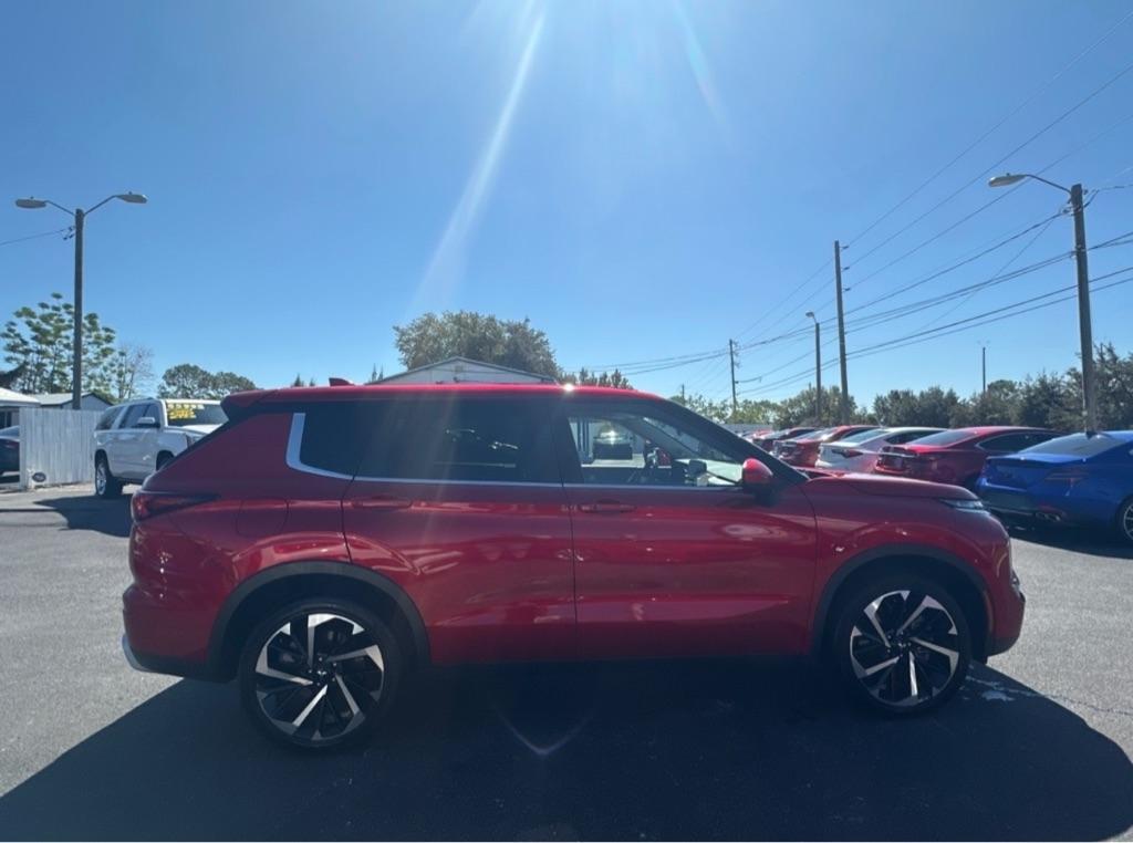 Mitsubishi Outlander SE 2WD 2022