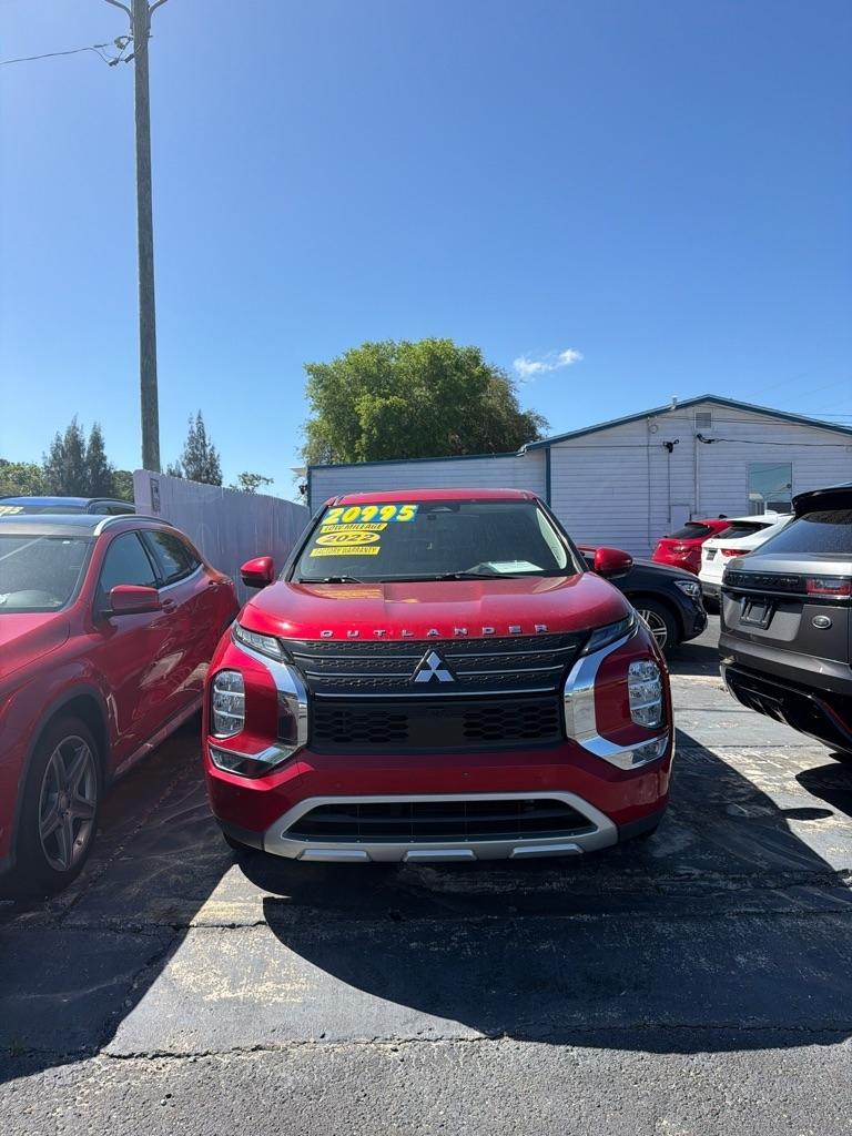 Mitsubishi Outlander SE 2WD 2022