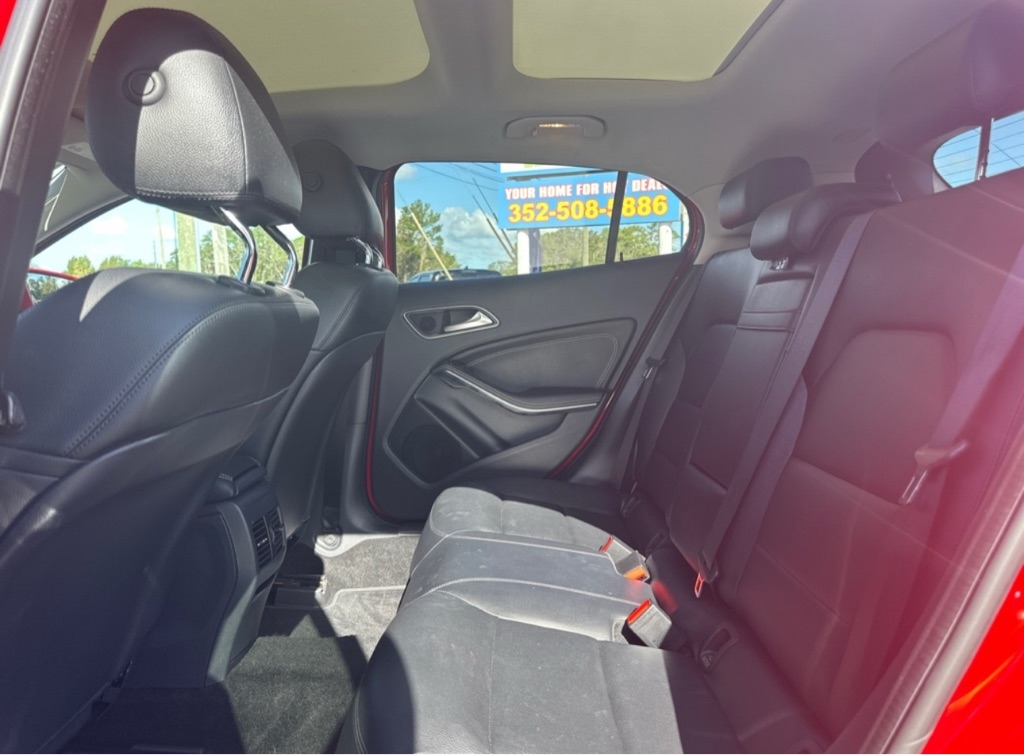 Mercedes-Benz GLA-Class GLA250 4MATIC 2015