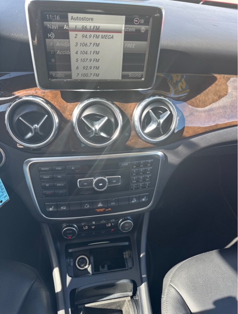 Mercedes-Benz GLA-Class GLA250 4MATIC 2015