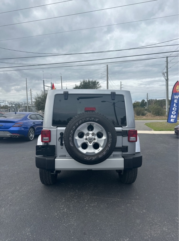 Jeep Wrangler Unlimited Sahara 4WD 2014
