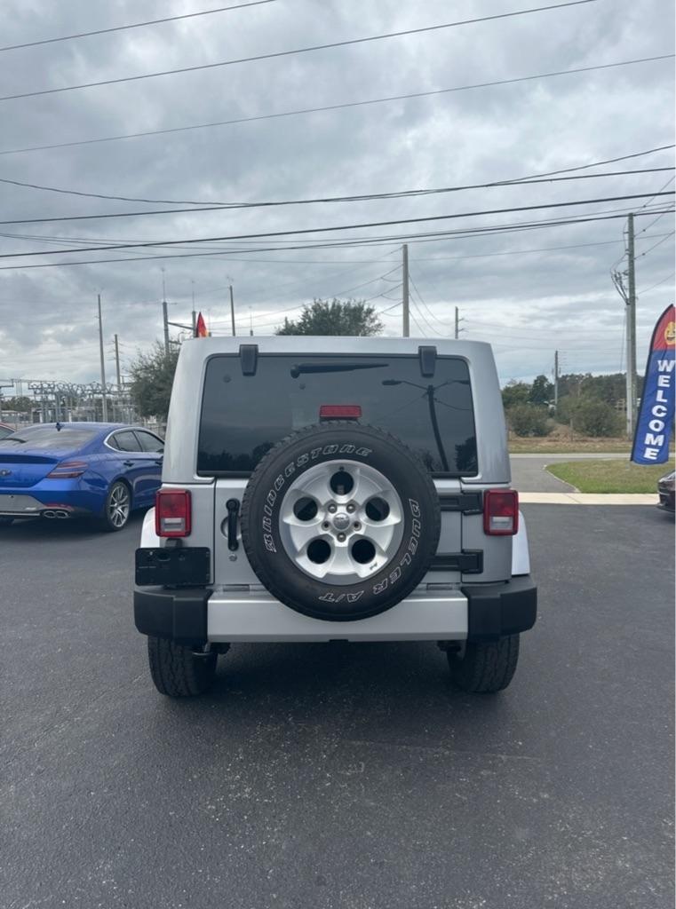 Jeep Wrangler Unlimited Sahara 4WD 2014