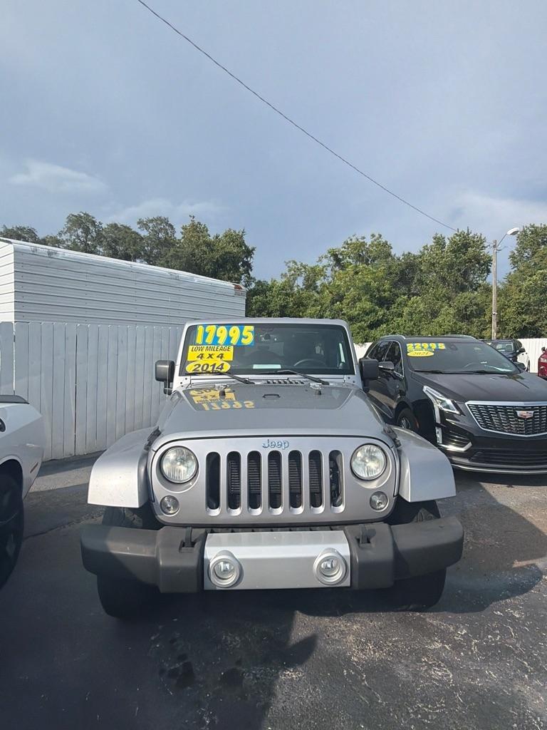 Jeep Wrangler Unlimited Sahara 4WD 2014