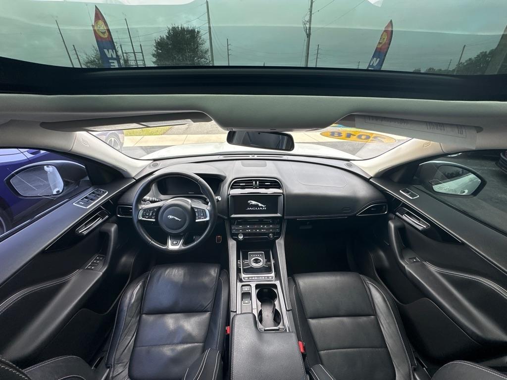 Jaguar F-Pace 25t R-Sport AWD 2018