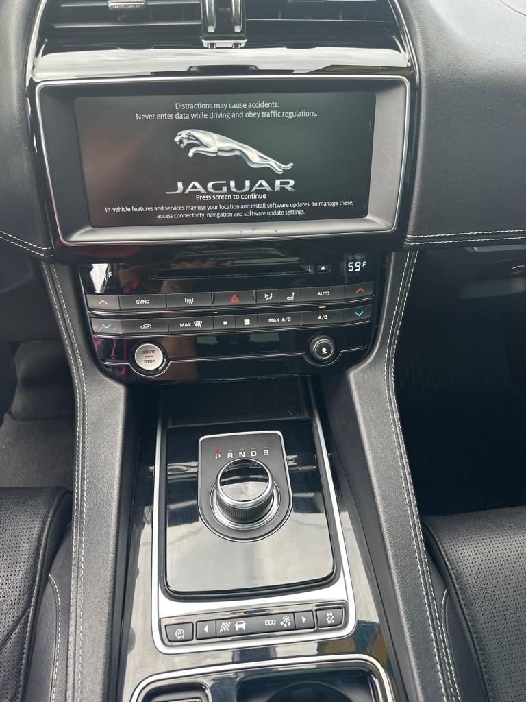Jaguar F-Pace 25t R-Sport AWD 2018
