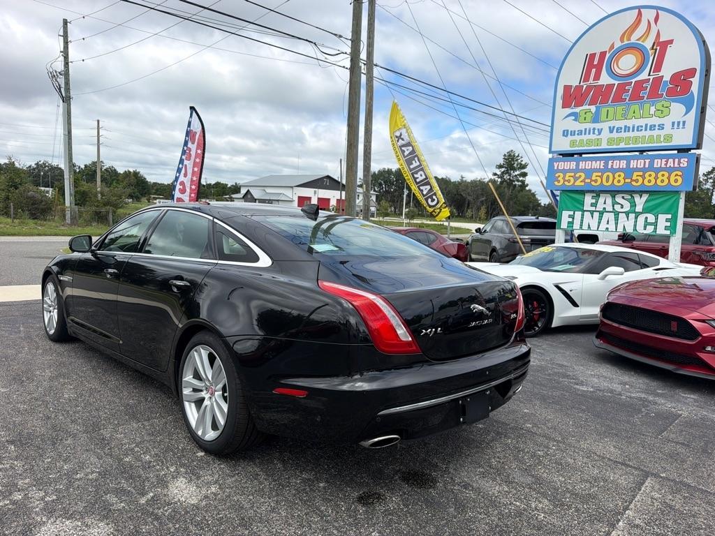 Jaguar XJ-Series  2016