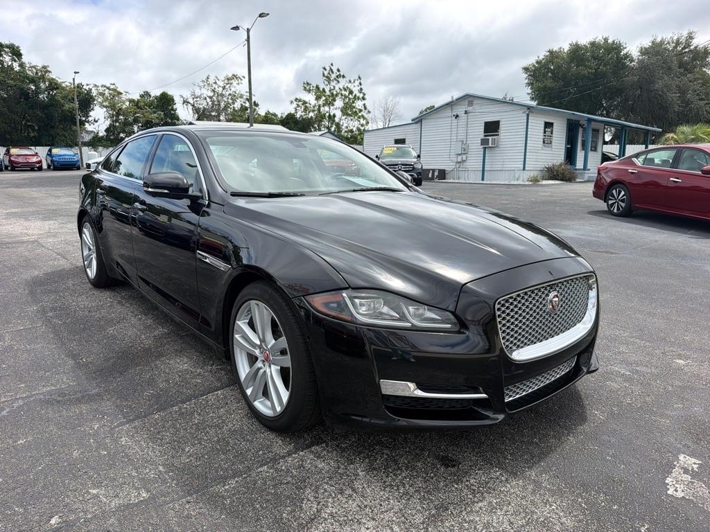 Jaguar XJ-Series  2016