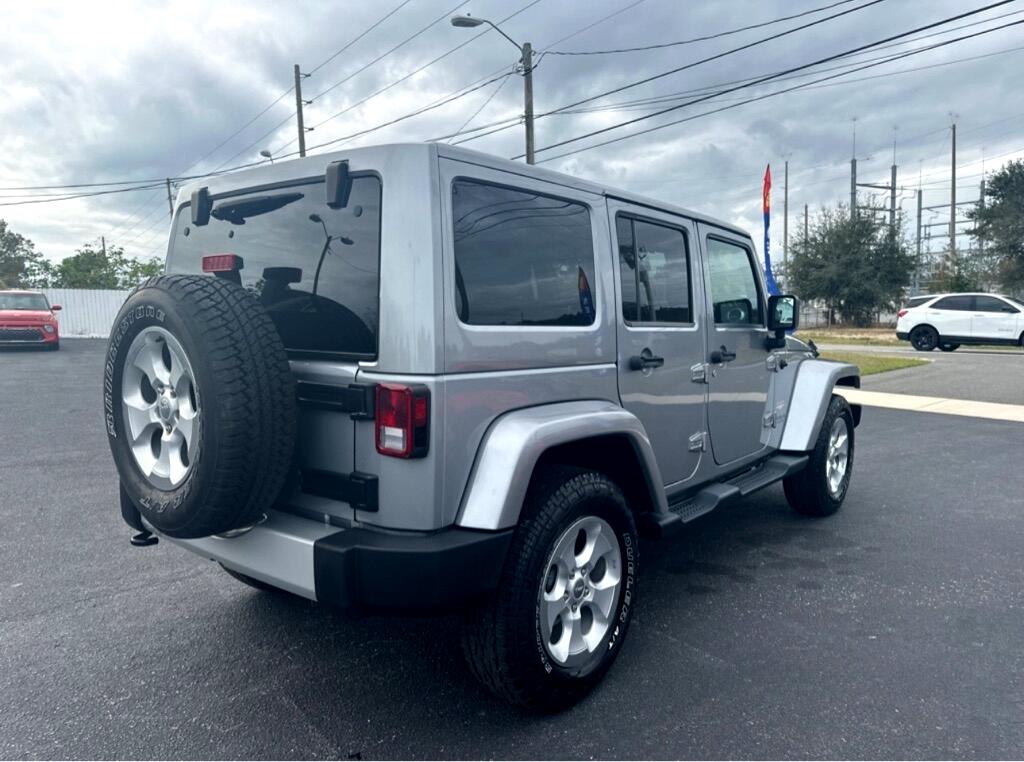 Jeep Wrangler Unlimited Sahara 4WD 2014 Jeep Wrangler Unlimited Sahara 4WD 2014