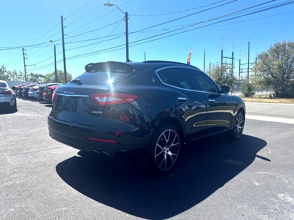 Maserati Levante S 2017 Maserati Levante S 2017