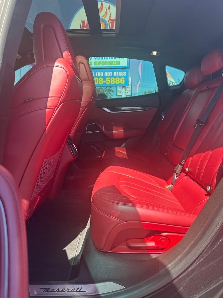 Maserati Levante  2017