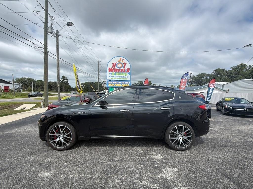 Maserati Levante  2017