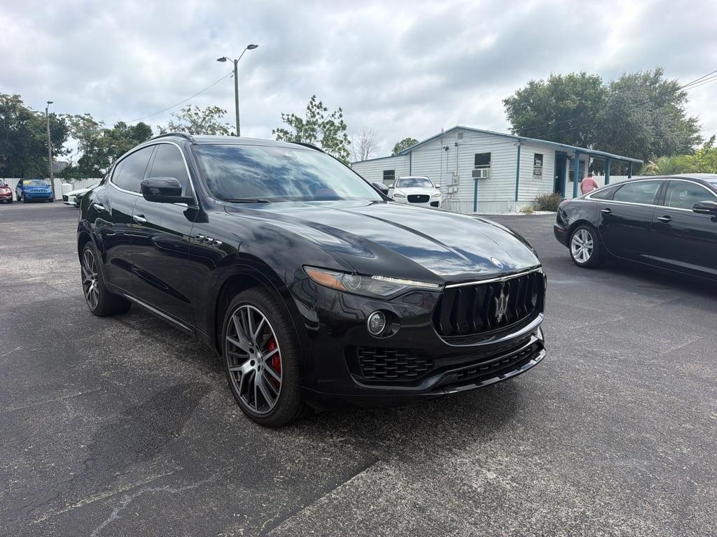 Maserati Levante  2017
