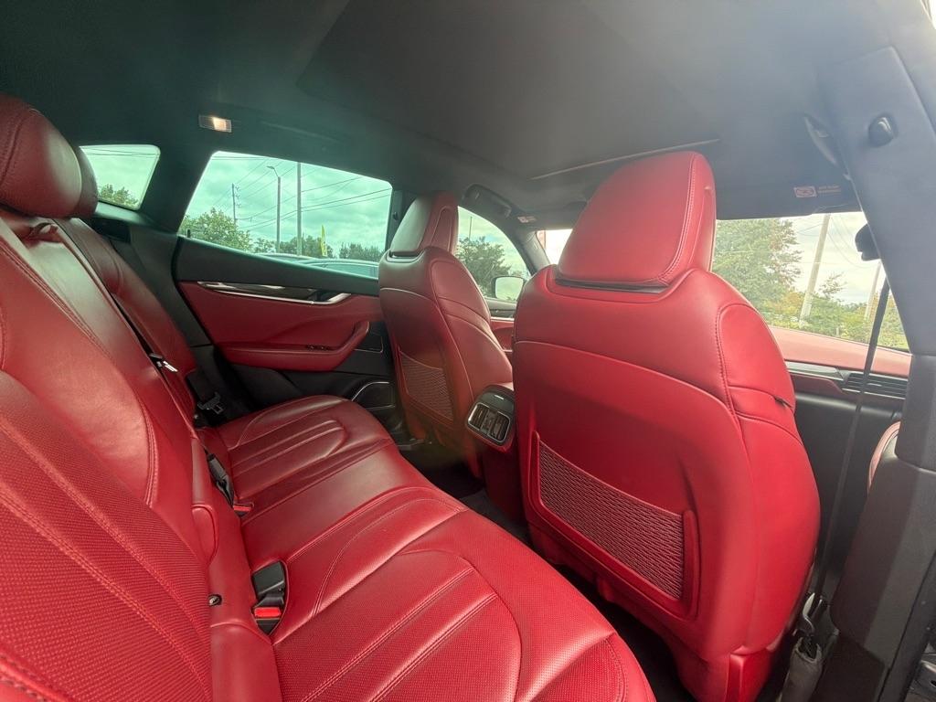 Maserati Levante  2017
