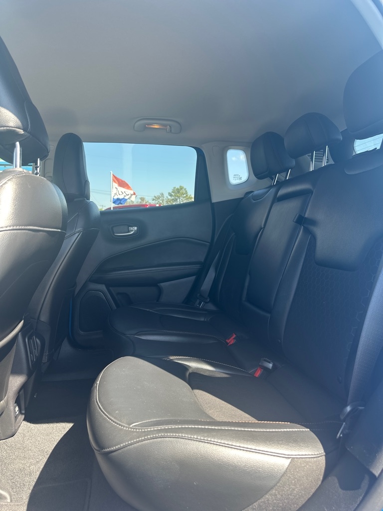 Jeep Compass Latitude FWD 2020 Jeep Compass Latitude FWD 2020