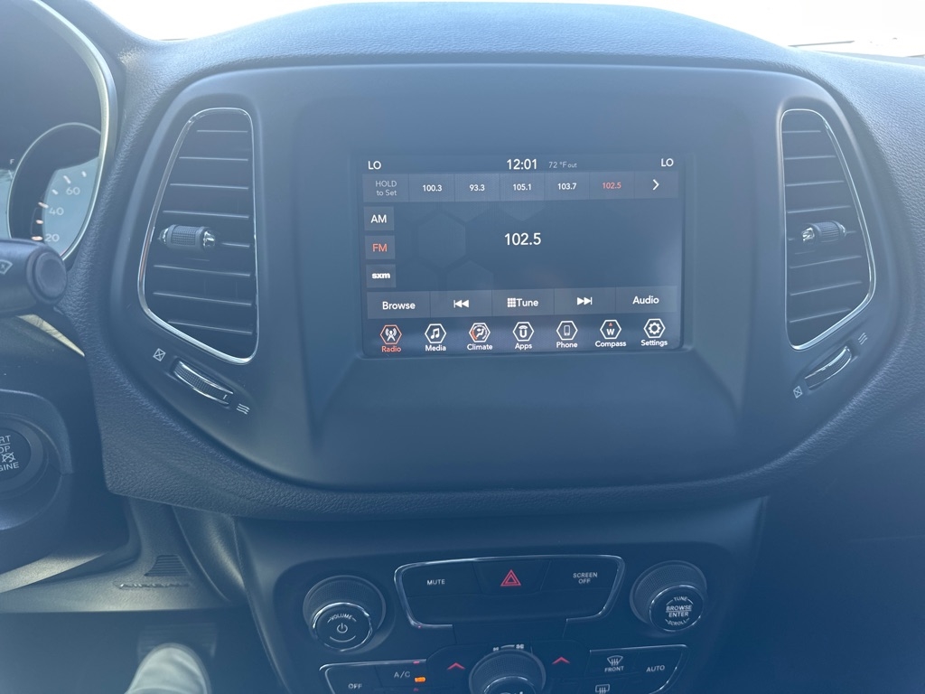 Jeep Compass Latitude FWD 2020 Jeep Compass Latitude FWD 2020