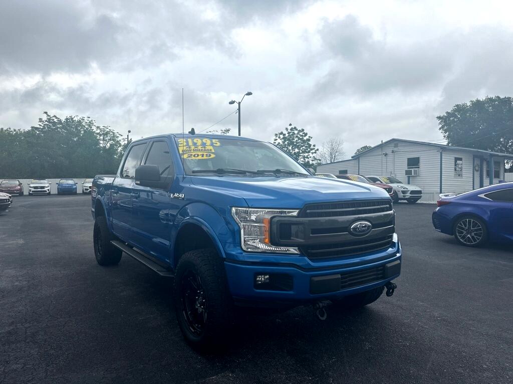 Ford F-150 XL SuperCrew 5.5-ft. Bed 4WD 2019 Ford F-150 XL SuperCrew 5.5-ft. Bed 4WD 2019