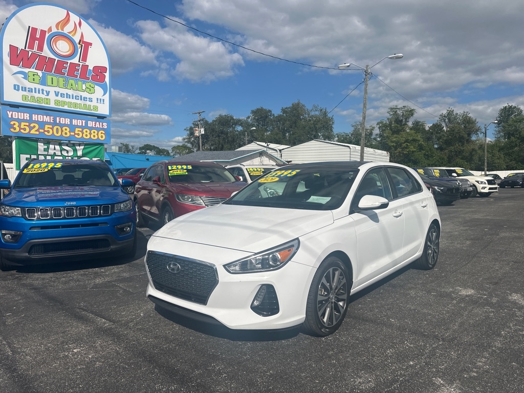Hyundai Elantra GT Base 6A 2020 Hyundai Elantra GT Base 6A 2020