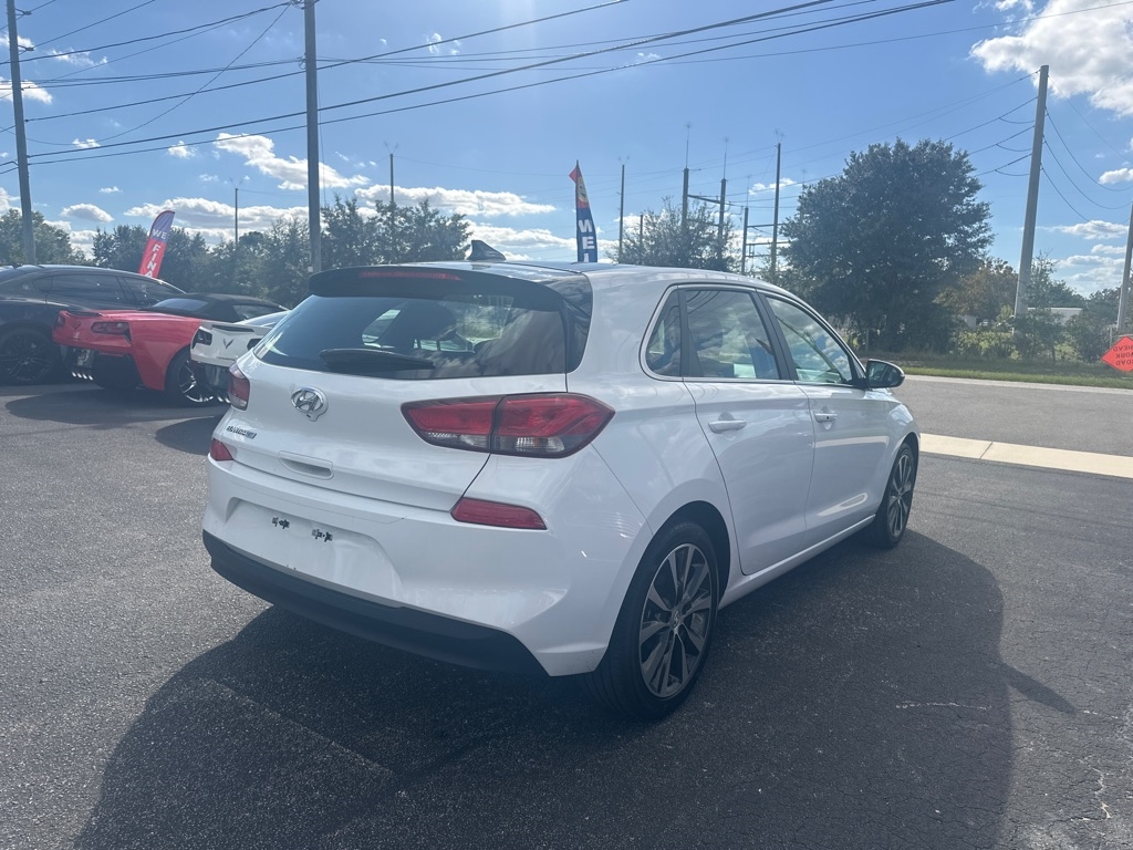 Hyundai Elantra GT Base 6A 2020 Hyundai Elantra GT Base 6A 2020