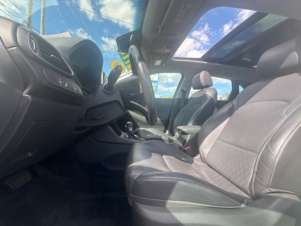 Hyundai Elantra GT Base 6A 2020 Hyundai Elantra GT Base 6A 2020