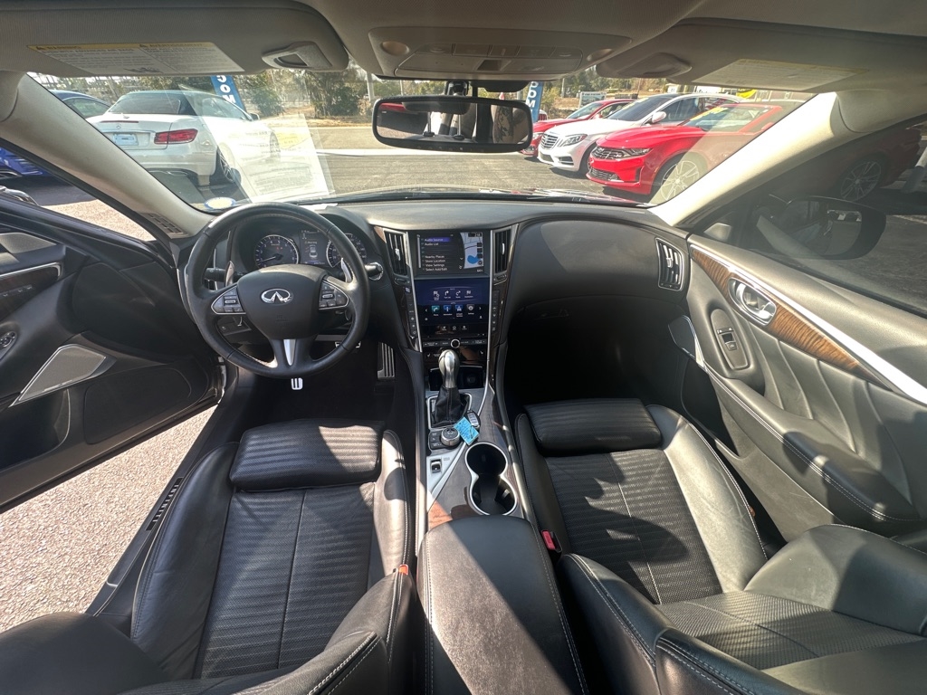 Infiniti Q50 Red Sport 400 AWD 2017