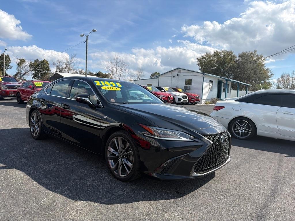 Lexus ES 350 F SPORT 2019